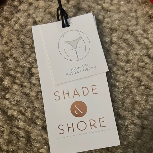 NWT! Shade & Shore Red Bikini Set - Picture 3 of 4